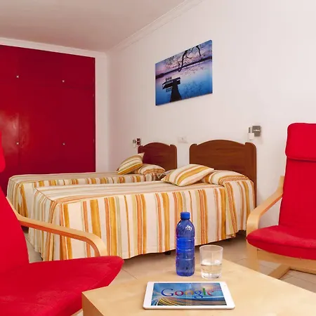 Crisol Faycan Las Palmas / Gran Canaria